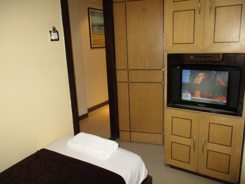 Hotel Sapna Marine Mumbai Exterior foto